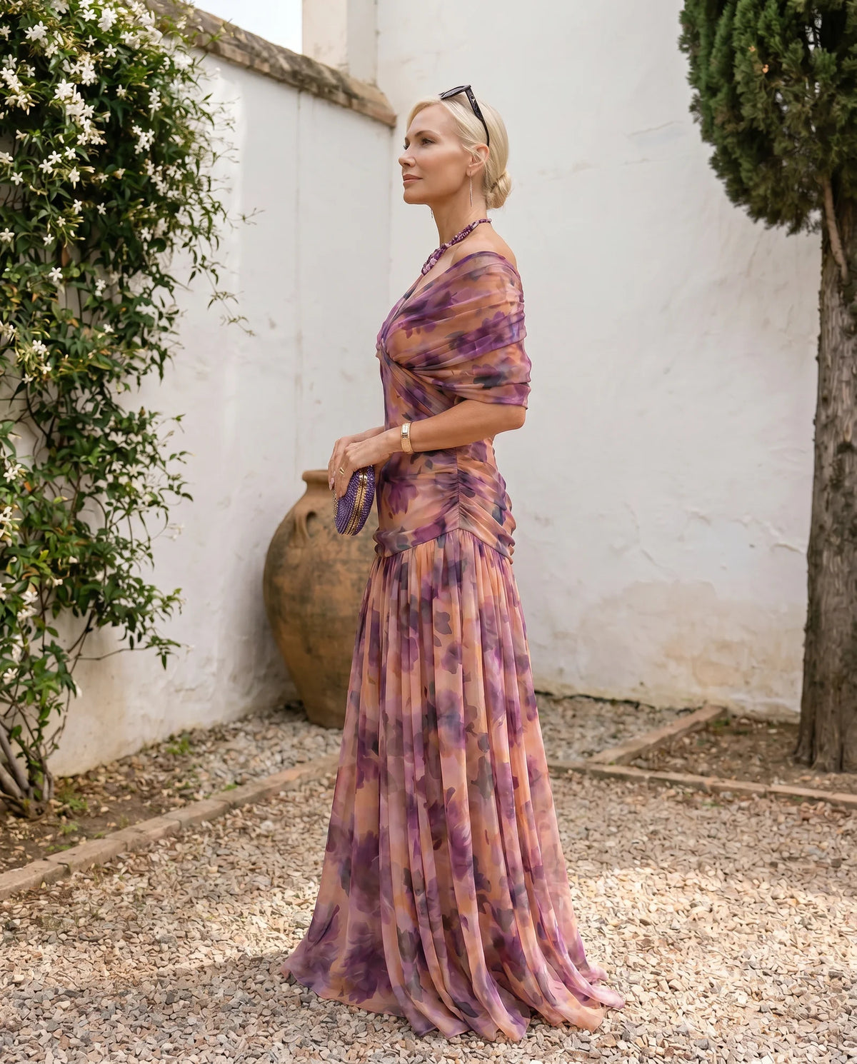 Bianca - Vestido elegante para fiesta con escote en corazón verde oscuro